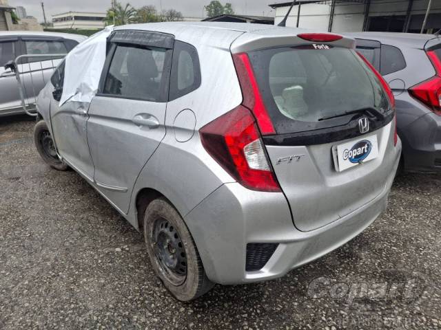 2016 HONDA FIT 