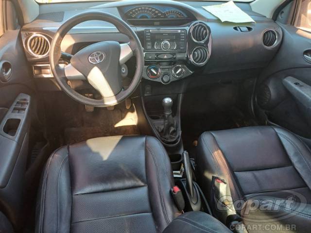 2014 TOYOTA ETIOS SEDA 