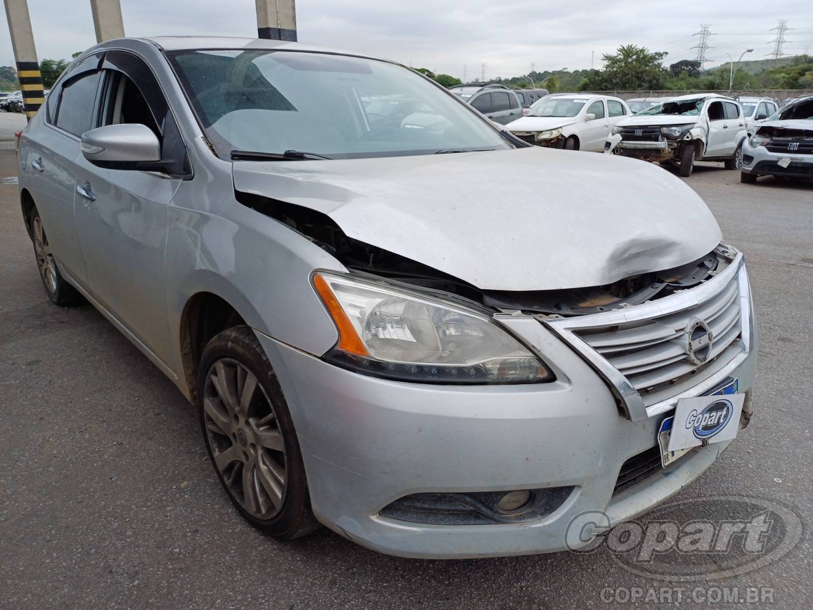 Veículo Nissan Sentra 2014 NISSAN SENTRA SL CVT 2.0 16V FLEXSTART 2015 em leilão