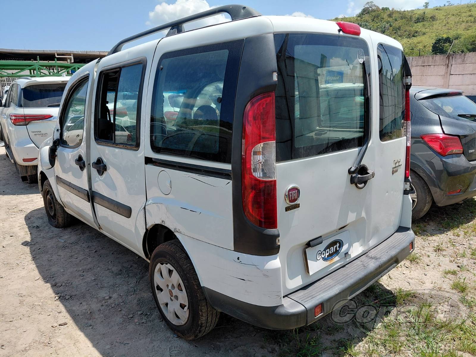 2014 FIAT DOBLO — foto 3 de 12