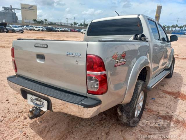 2015 TOYOTA HILUX CD 