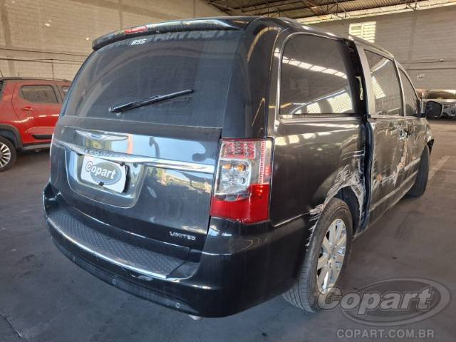 2014 CHRYSLER TOWN   COUNTRY 