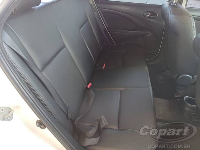 2015 TOYOTA ETIOS SEDA 