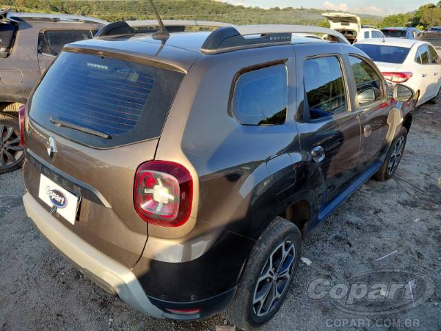 2022 RENAULT DUSTER 
