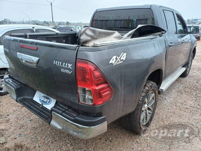 2017 TOYOTA HILUX CD 