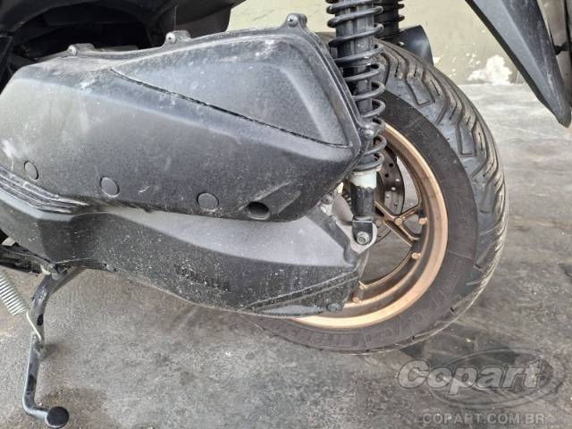 2024 YAMAHA XMAX 