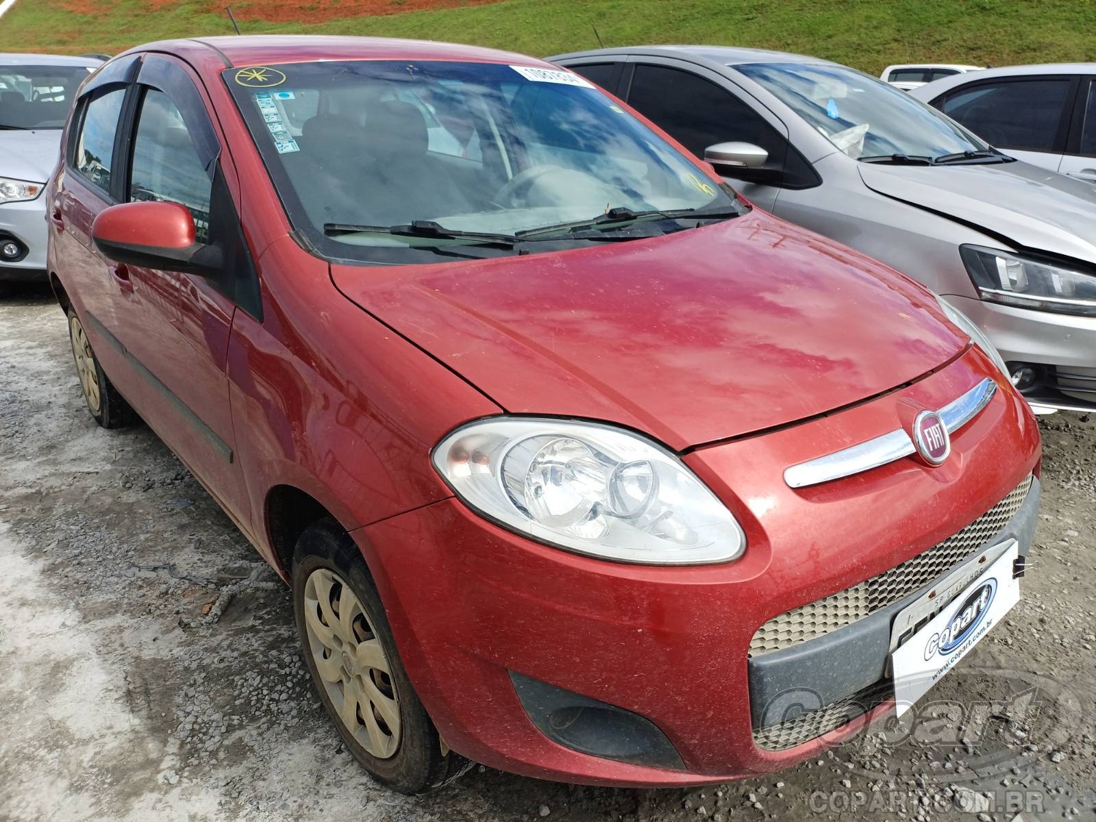 Veículo Fiat Palio Fiat Palio Attractive 1.0 Evo 2015 2015 em leilão