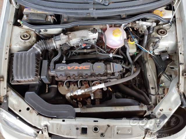 2004 CHEVROLET CORSA SEDAN 