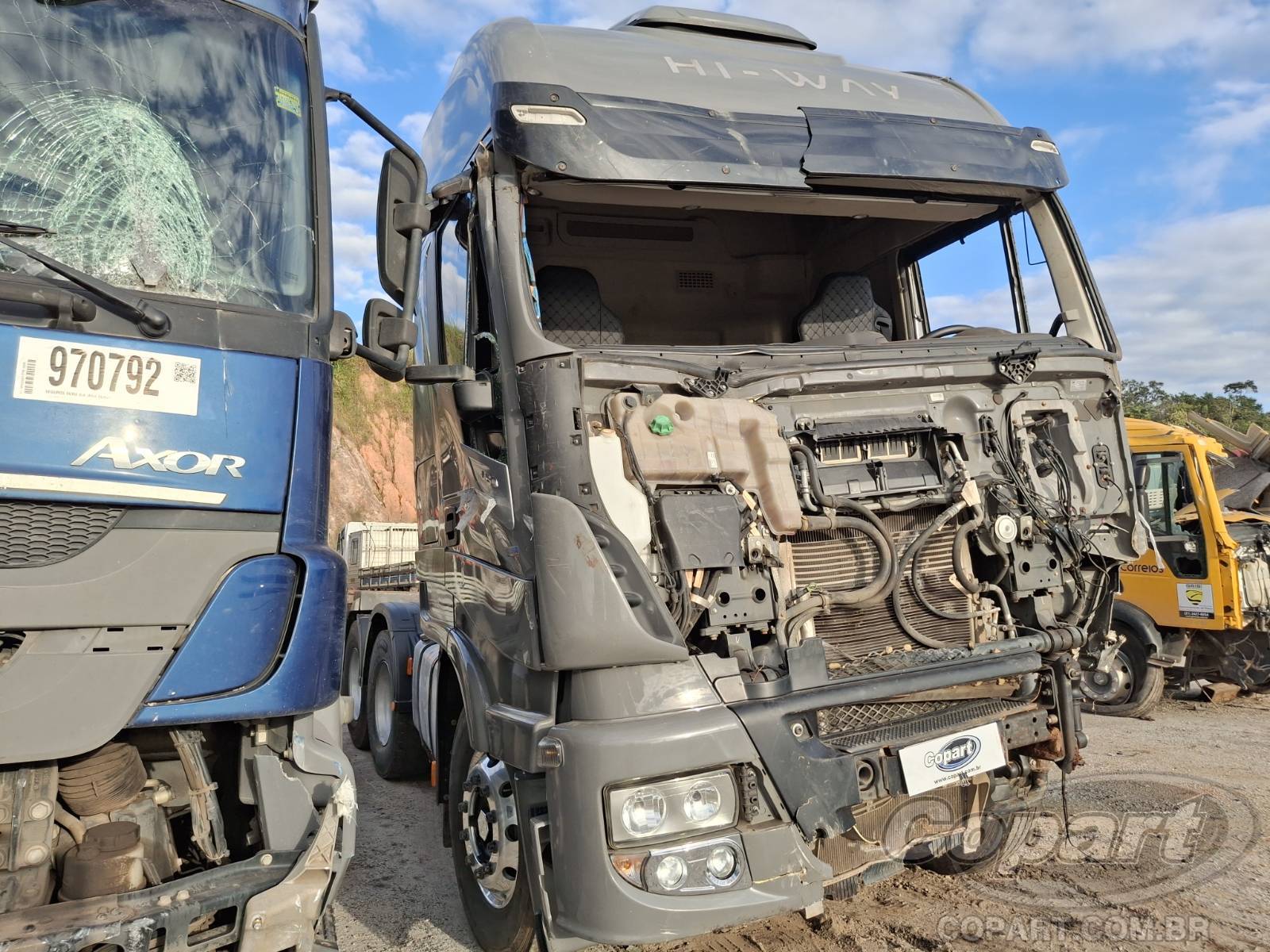 Veículo IVECO Stralis IVECO STRALIS 2022 Colisão Média Monta 2022 em leilão