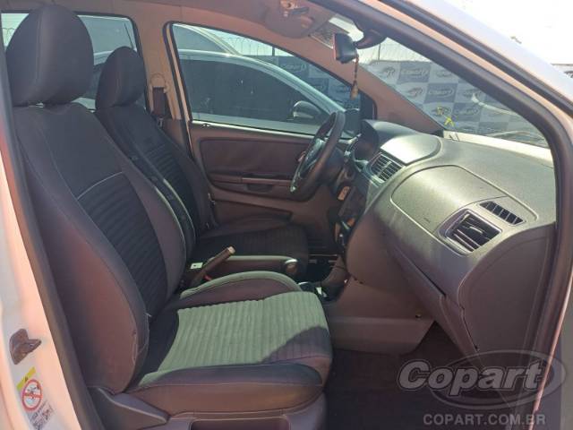 2012 VOLKSWAGEN SPACEFOX 