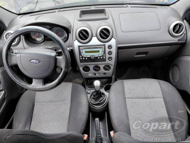 2013 FORD FIESTA 