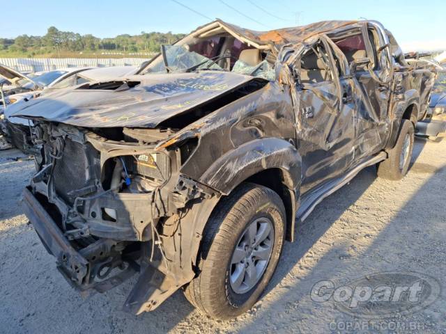 2013 TOYOTA HILUX CD 