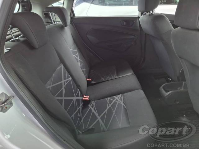 2015 FORD FIESTA 