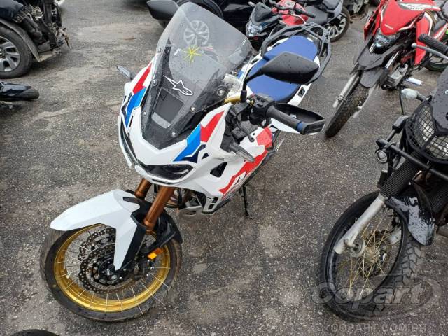 2026 HONDA CRF 1000L 