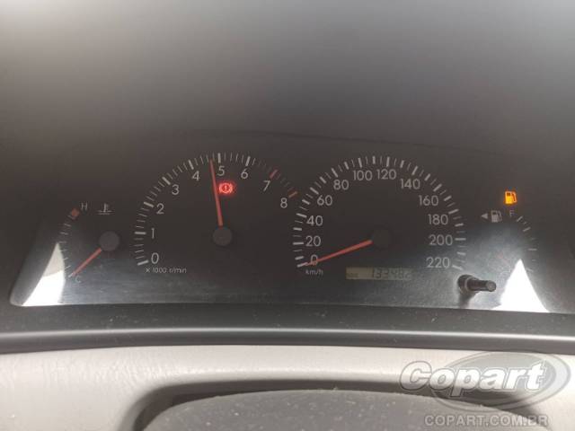 2004 TOYOTA COROLLA 