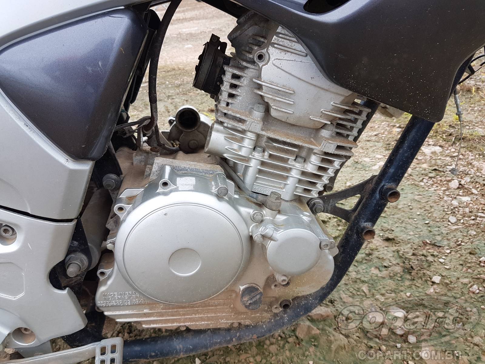2006 YAMAHA FAZER — leilão em Curitiba/PR (foto 6)