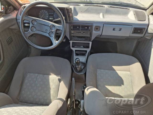 1992 VOLKSWAGEN VOYAGE 