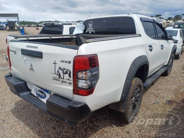 2022 MITSUBISHI L200 TRITON 
