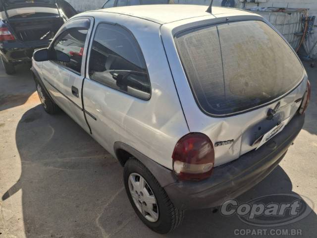 1996 CHEVROLET CORSA 