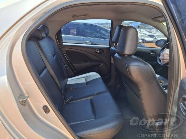 2017 TOYOTA ETIOS SEDA 