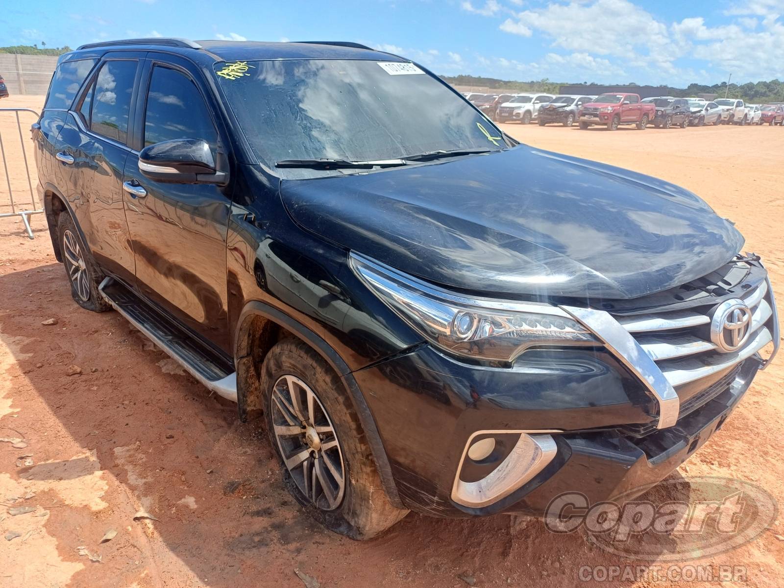 Toyota Hilux SW4