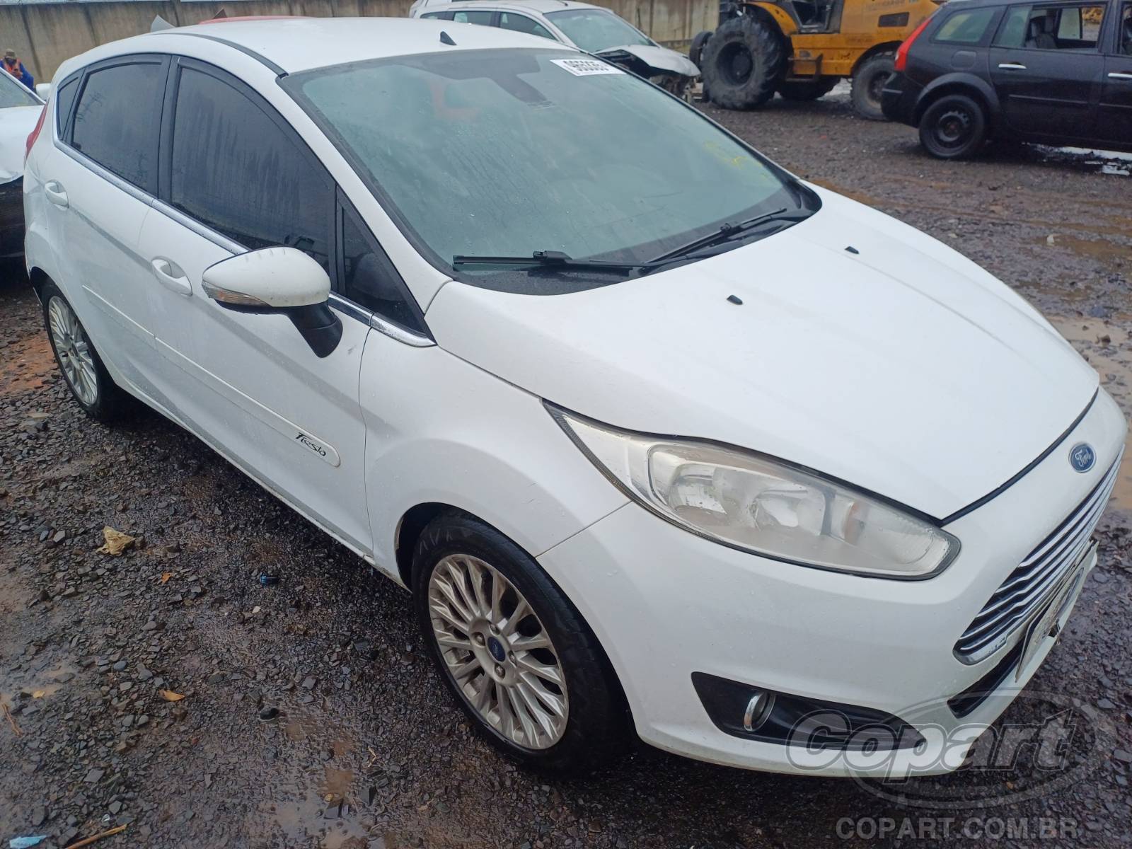 Veículo Ford Fiesta Ford Fiesta Titanium PowerShift 1.6 16V Sigma 2015 Enchente Médio 2015 em leilão