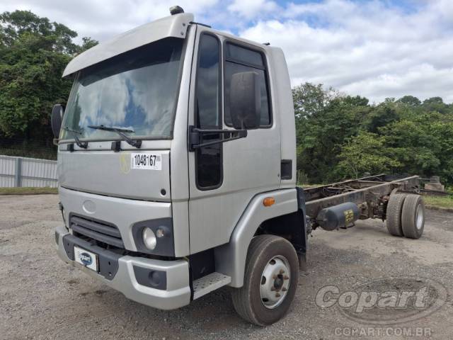 2019 FORD CARGO 1119 