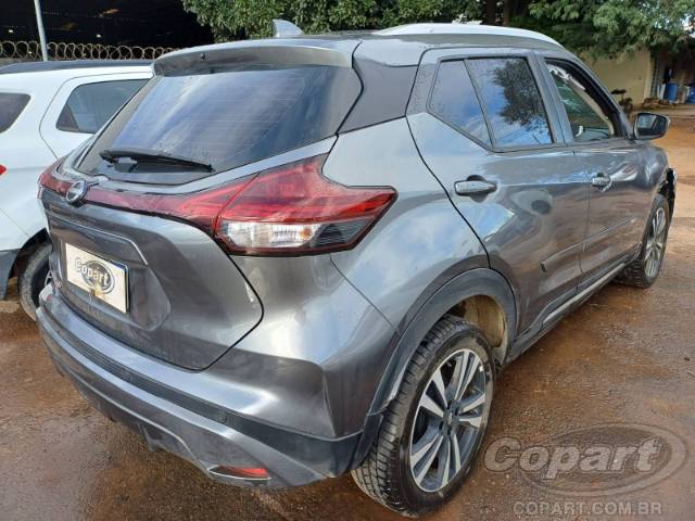 2023 NISSAN KICKS 