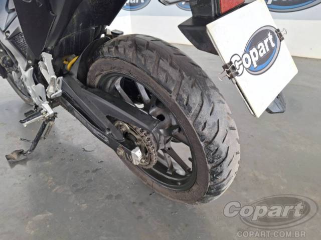2025 HONDA CB 300F 