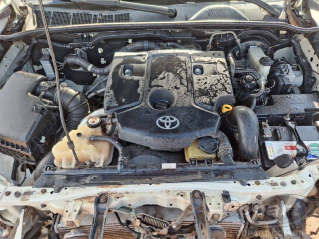 2017 TOYOTA HILUX SW4 