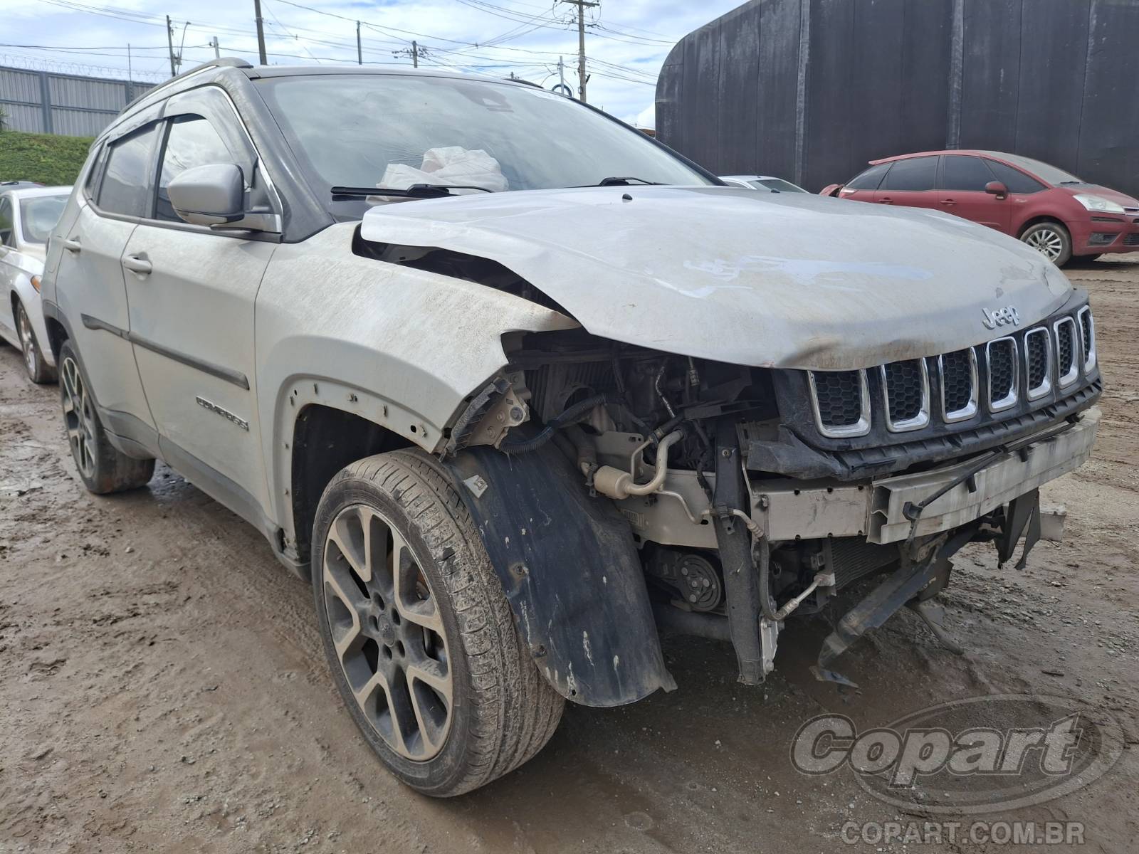 Veículo Fiat Compass Jeep Compass Limited High Tech 2.0 16V Tigershark 2018 2018 em leilão
