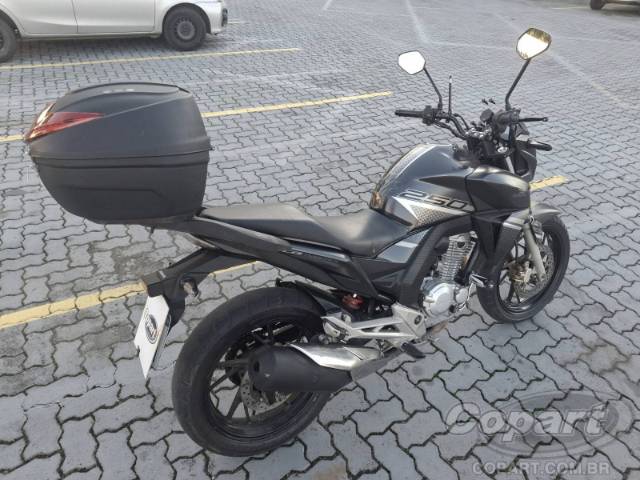 2017 HONDA CB 250 F 