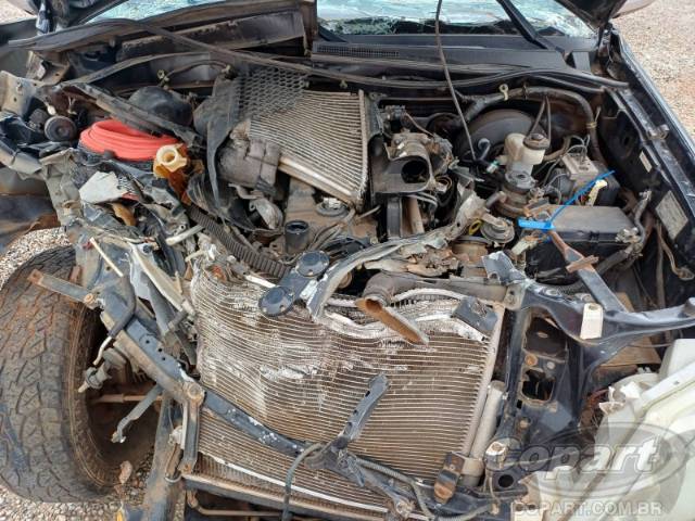 2006 TOYOTA HILUX SW4 