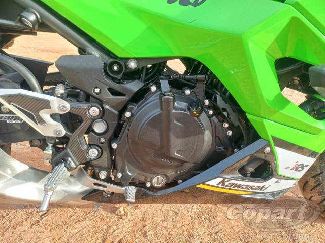 2025 KAWASAKI NINJA 500 