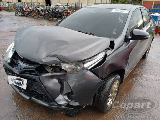 2024 TOYOTA YARIS SEDA 