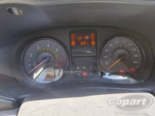 2014 RENAULT CLIO 