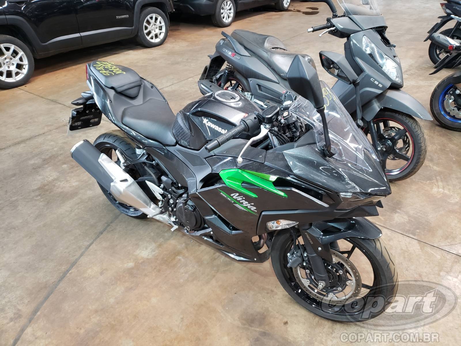 2025 KAWASAKI NINJA 500