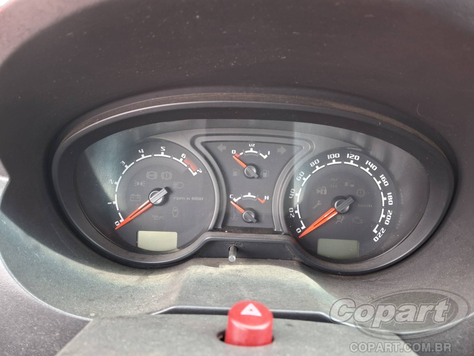 Foto 8 de 10: 2012 FORD ECOSPORT