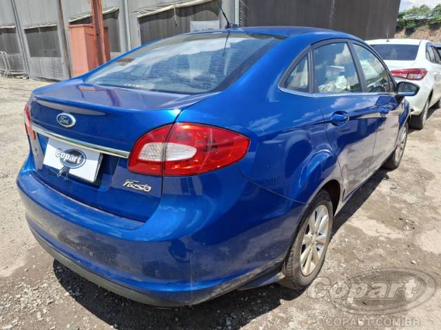 2011 FORD FIESTA SEDAN 