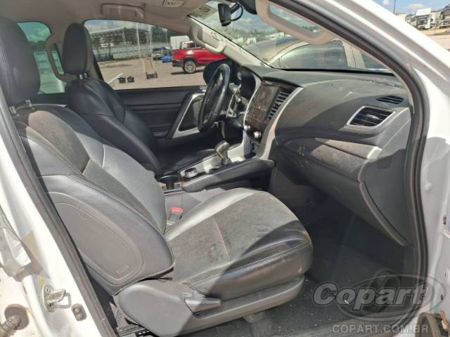 2022 MITSUBISHI PAJERO SPORT 