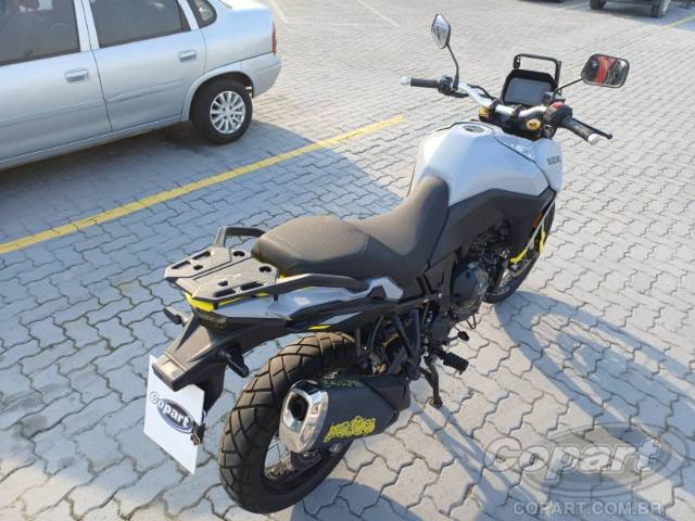 2025 SUZUKI V-STROM 