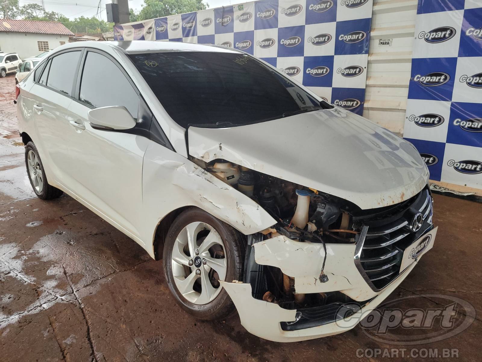 HYUNDAI HB20S Comfort Plus 1.0 12V CVVT 2014