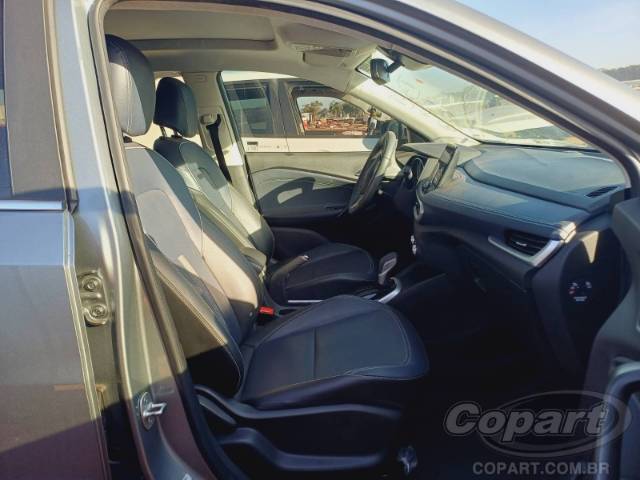 2025 CHEVROLET TRACKER 