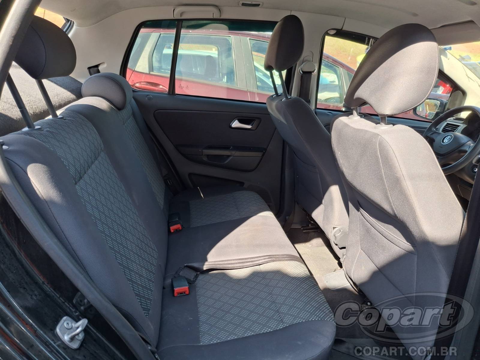 2017 VOLKSWAGEN FOX — foto 6 de 15