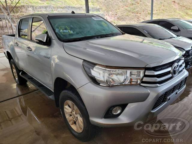 2017 TOYOTA HILUX CD 