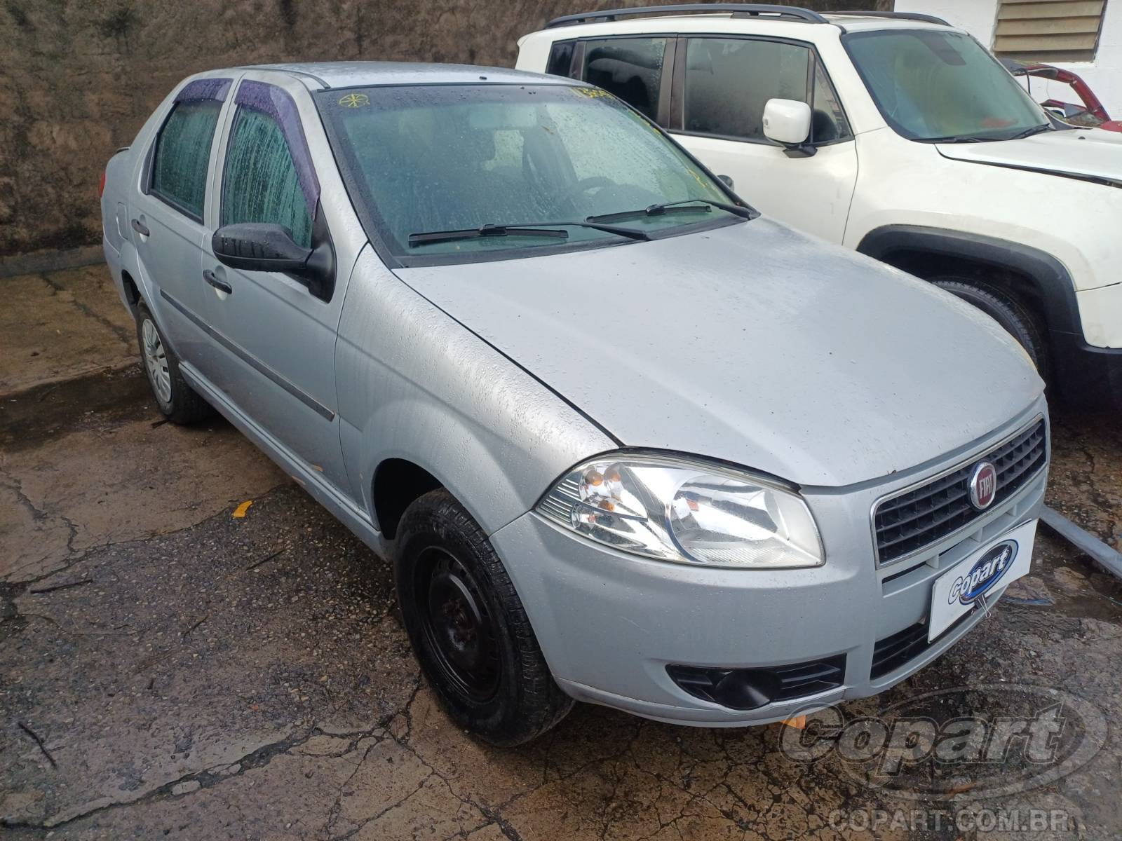 Veículo Fiat Siena FIAT SIENA EL 1.0 2010 Recuperável 2010 em leilão