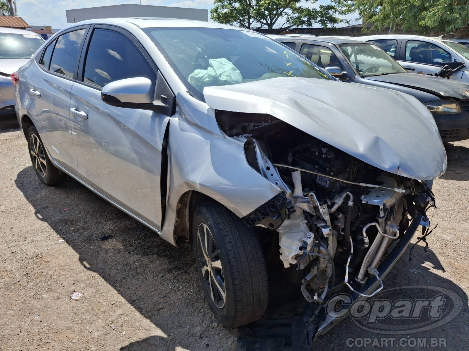 Toyota Yaris Seda XLS Connect CVT 1.5 16V Dual VVT-i