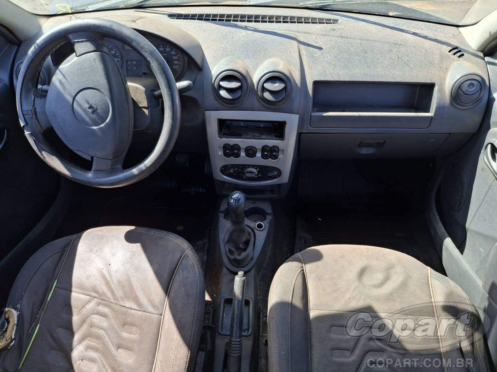 2009 RENAULT LOGAN — foto 8 de 11