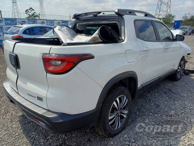 2025 FIAT TORO 