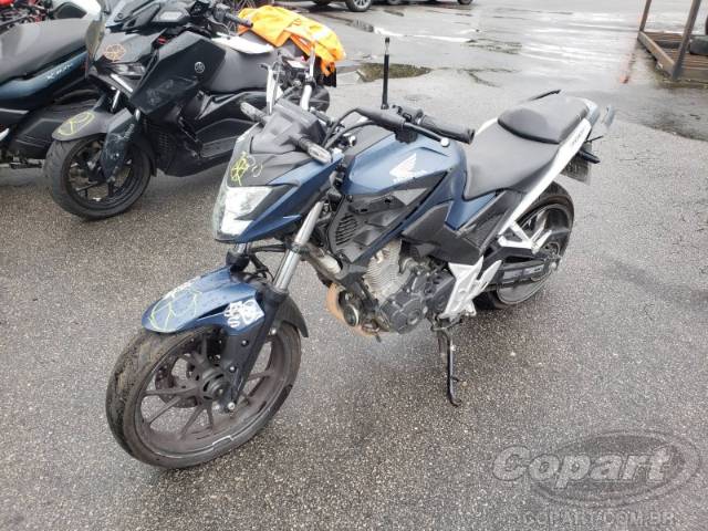 2025 HONDA CB 300F 